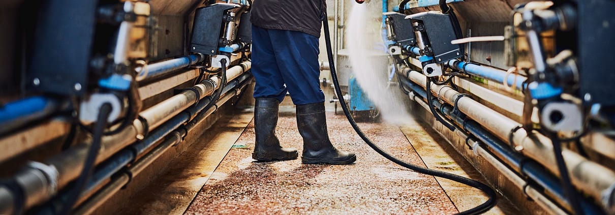 High-Pressure Water Pumps Enhance Industrial Cleaning